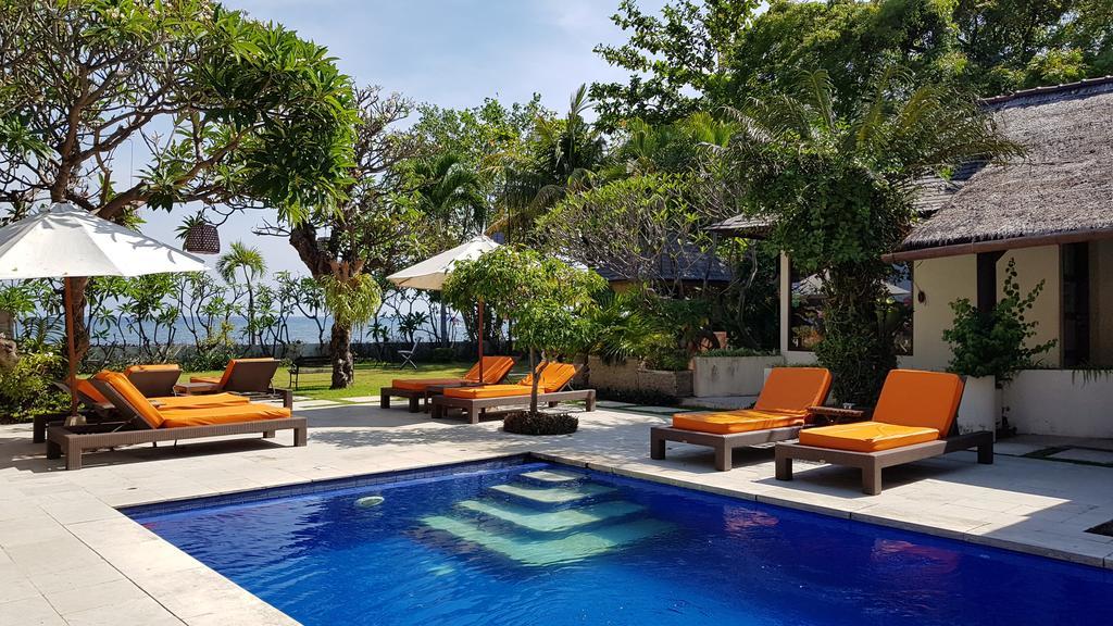 Frangipani Beach Hotel Lovina Exterior foto